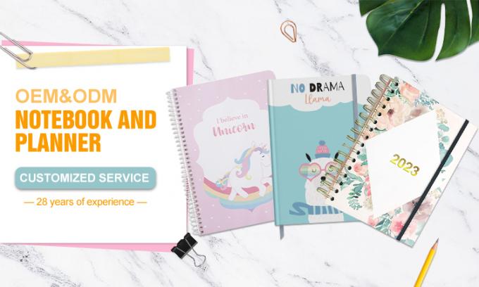 Pencetakan Bunga Gold Foil Hardcover Spiral Planner Untuk Bulanan Minggu Minggu Daily Journal 0