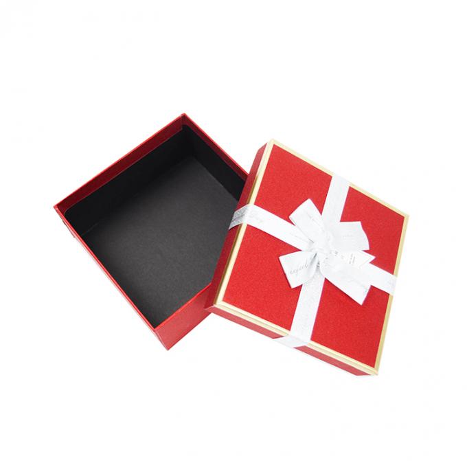 Custom Die Cut Square Cardboard Perhiasan Gift Packaging Kotak kertas dengan tutup pita 5