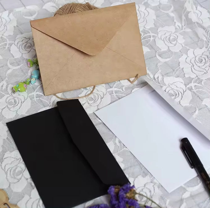 Self Adhesive Custom Paper Envelope Bag Bubble Padded Kraft Paper Envelope 1